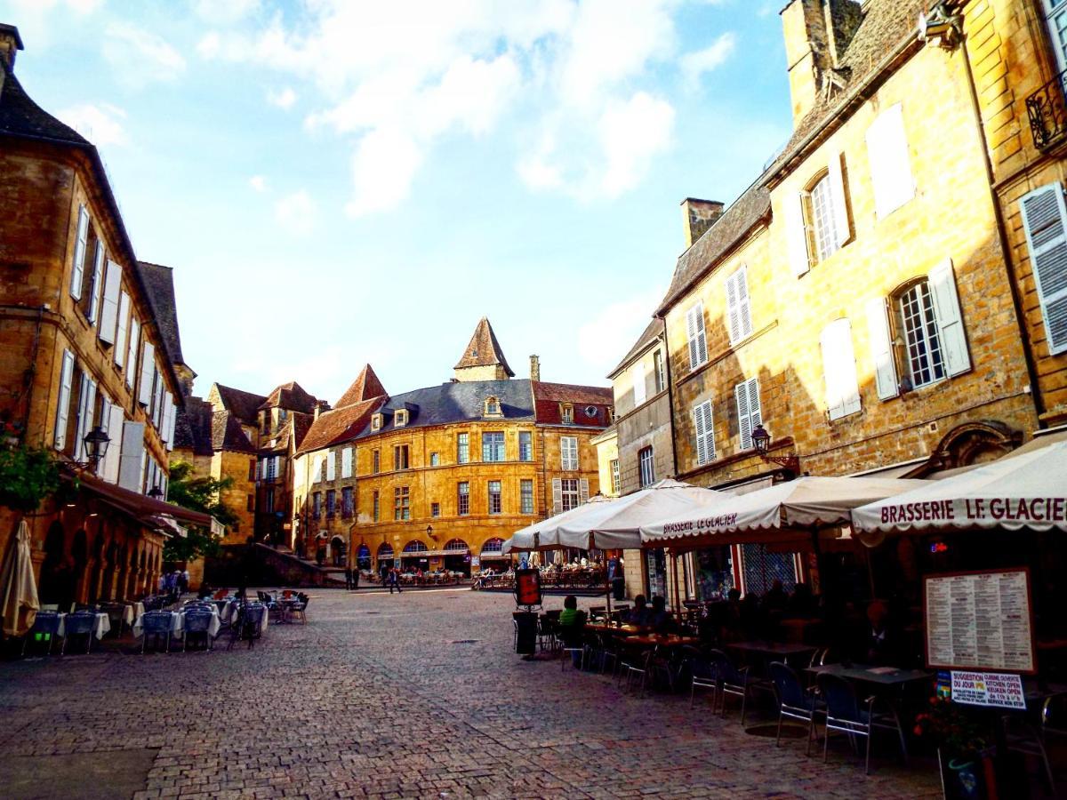 Centrally Located Sarlat Apartment With Medieval Town Views Dış mekan fotoğraf
