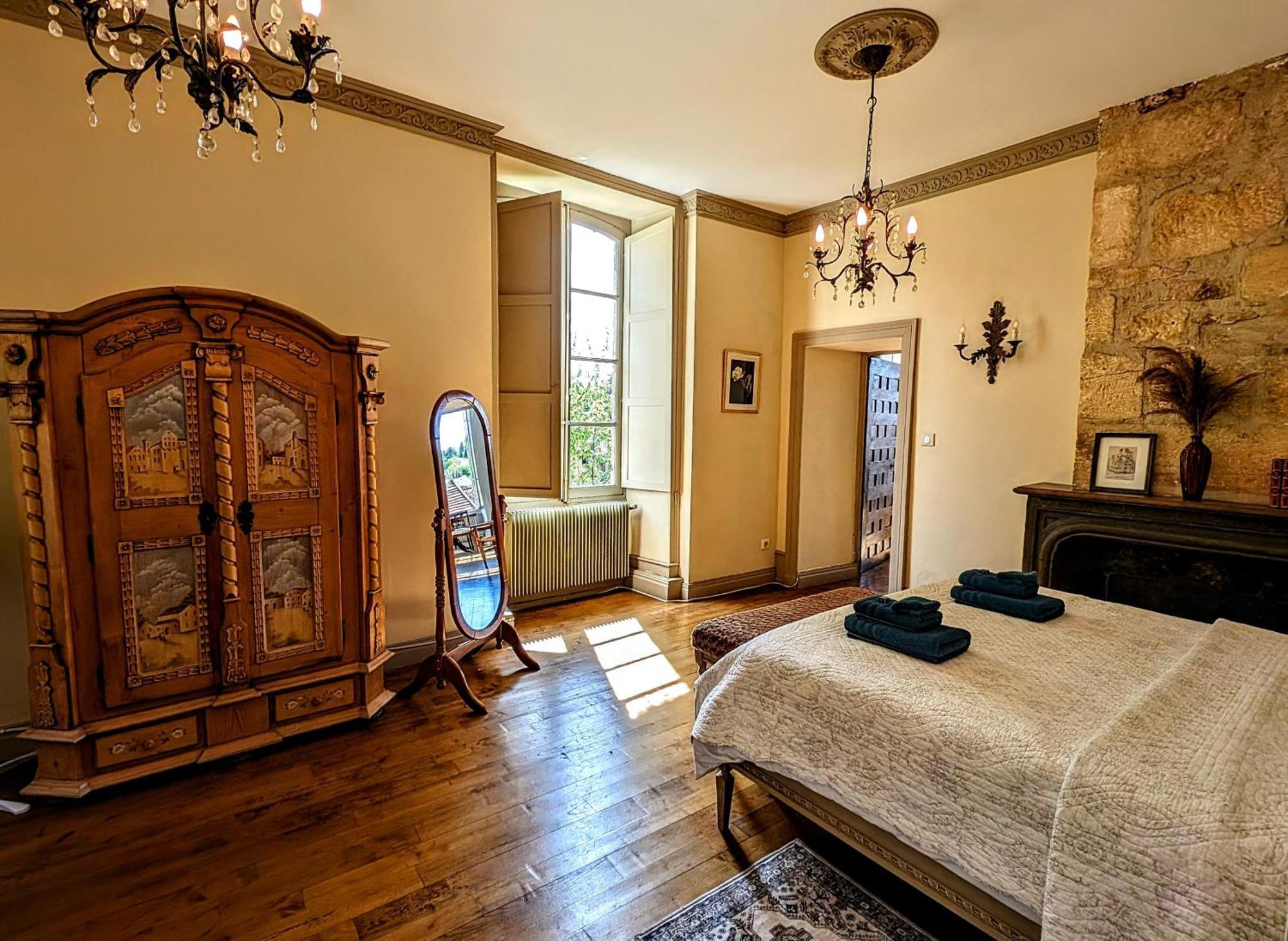 Centrally Located Sarlat Apartment With Medieval Town Views Dış mekan fotoğraf